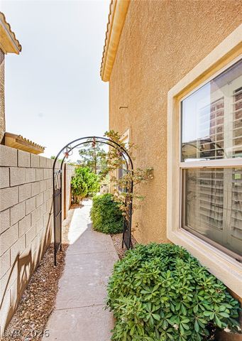 75 Tall Ruff Drive, Las Vegas, NV 89148