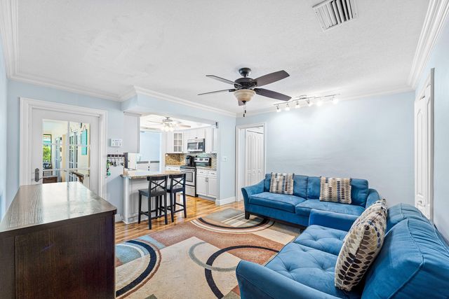 1110 SW 9th Avenue, Boca Raton, FL 33486