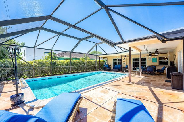 1110 SW 9th Avenue, Boca Raton, FL 33486