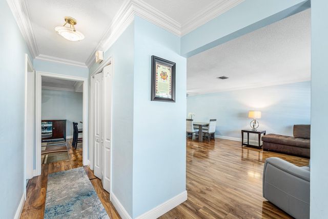 1110 SW 9th Avenue, Boca Raton, FL 33486