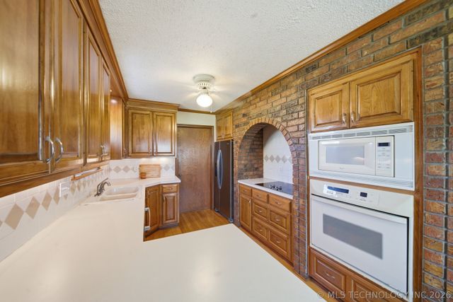 9160 N 153rd East Avenue, Owasso, OK 74055