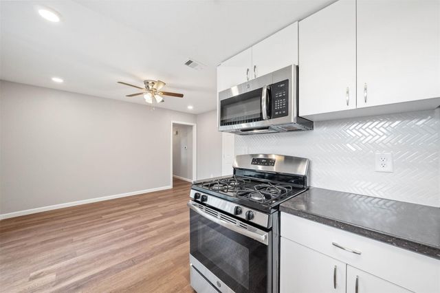 12203 Ryewater Drive, Houston, TX 77089