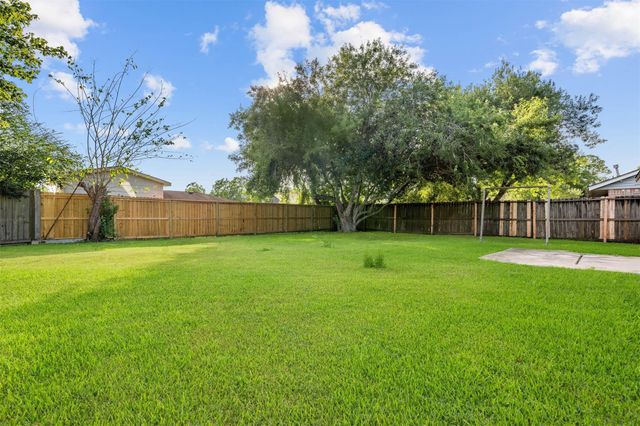 12203 Ryewater Drive, Houston, TX 77089