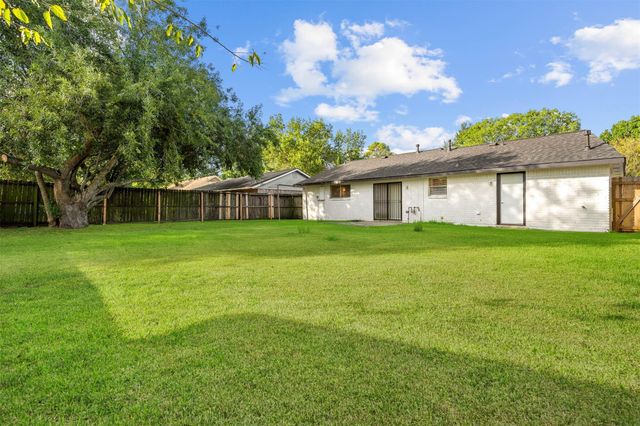 12203 Ryewater Drive, Houston, TX 77089