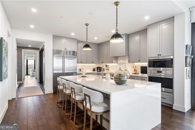 2520 Peachtree Road W 1203, Atlanta, GA 30305