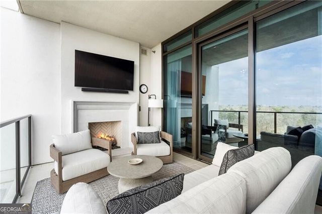 2520 Peachtree Road W 1203, Atlanta, GA 30305