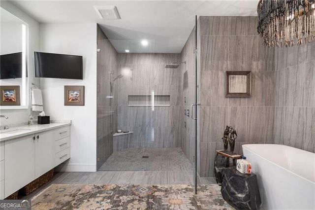 2520 Peachtree Road W 1203, Atlanta, GA 30305