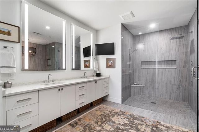 2520 Peachtree Road W 1203, Atlanta, GA 30305