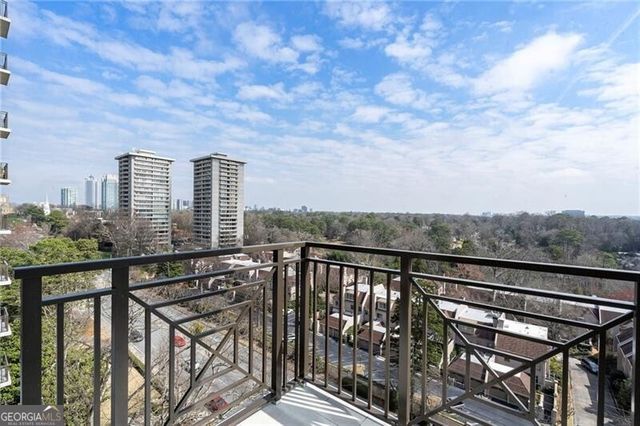 2520 Peachtree Road W 1203, Atlanta, GA 30305