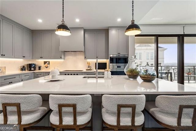 2520 Peachtree Road W 1203, Atlanta, GA 30305