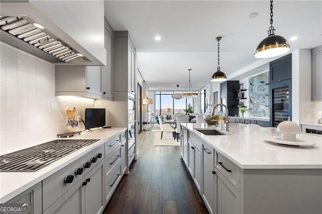 2520 Peachtree Road W 1203, Atlanta, GA 30305