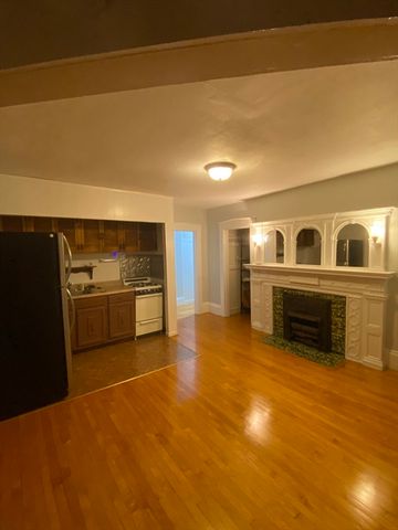 64 Atlantic St 2, Lynn, MA 01902