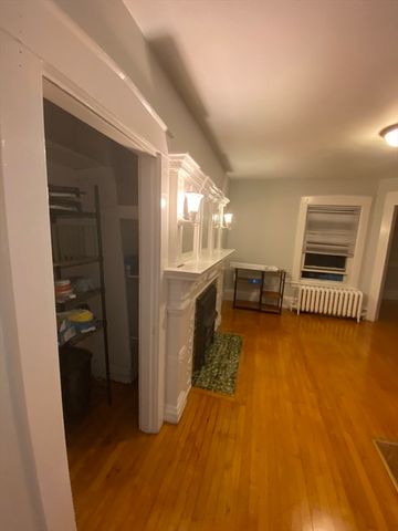 64 Atlantic St 2, Lynn, MA 01902