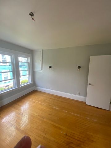 64 Atlantic St 2, Lynn, MA 01902
