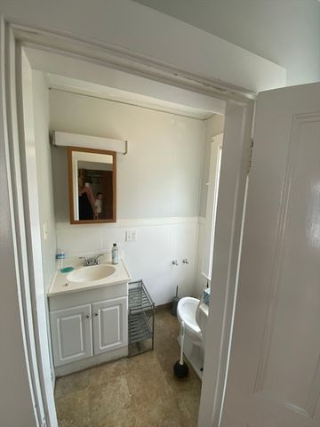 64 Atlantic St 2, Lynn, MA 01902
