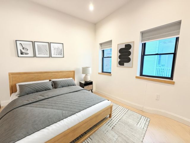 182 Webster St 1, Boston, MA 02128