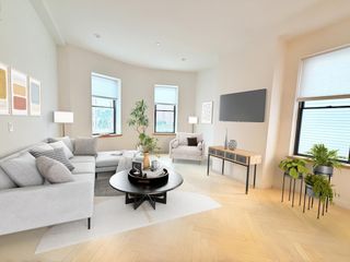 182 Webster St 1, Boston, MA 02128