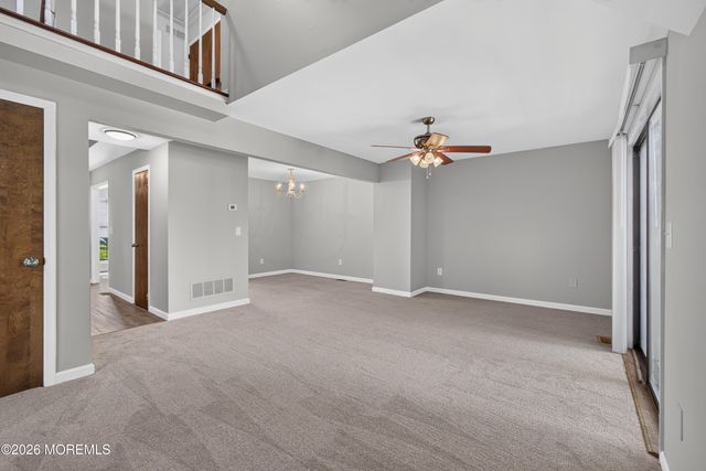 405 Bent Trail 1152, Toms River, NJ 08753