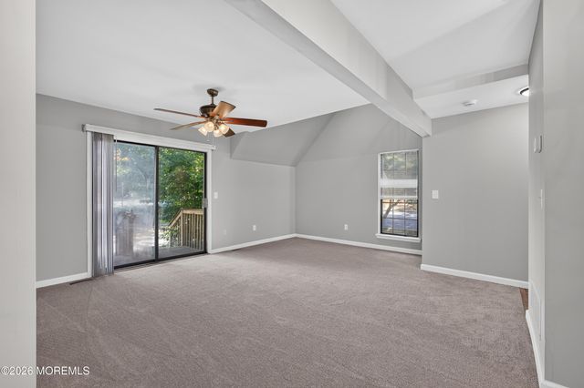 405 Bent Trail 1152, Toms River, NJ 08753