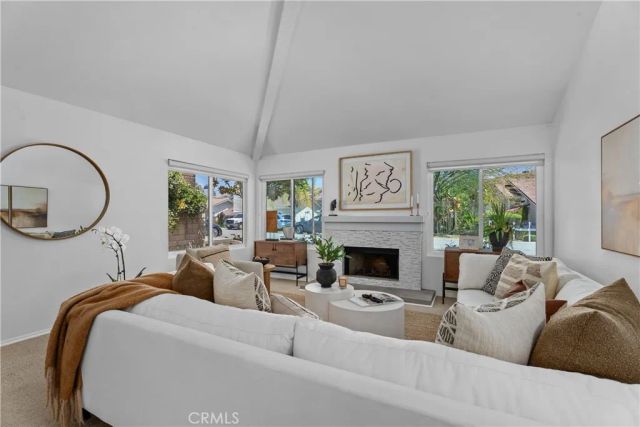 948 Malibu Canyon, Brea, CA 92821
