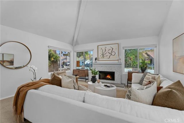 948 Malibu Canyon, Brea, CA 92821