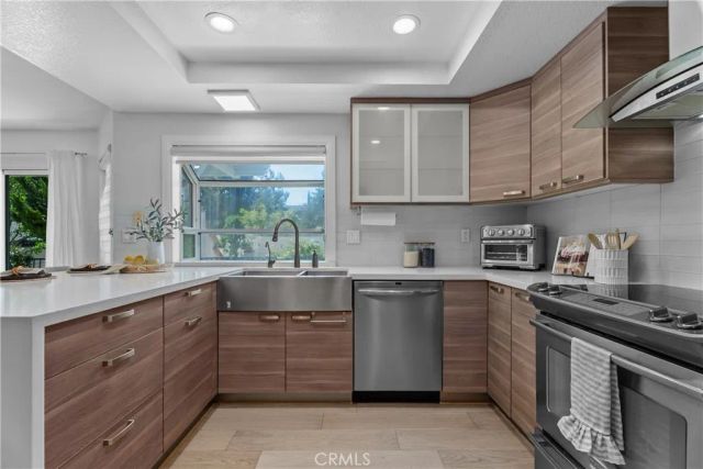 948 Malibu Canyon, Brea, CA 92821
