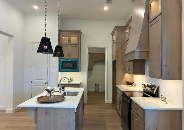 107 BULLRUSH Drive, Canyon, TX 79015