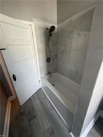 511 Hampton Pl Apt A, Portsmouth, VA 23704