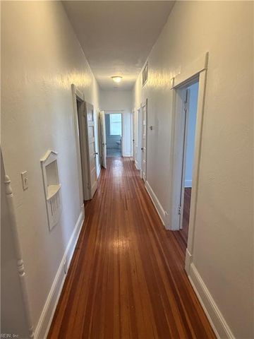 511 Hampton Pl Apt A, Portsmouth, VA 23704