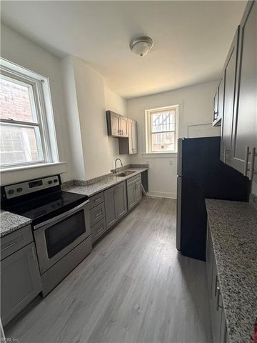 511 Hampton Pl Apt A, Portsmouth, VA 23704