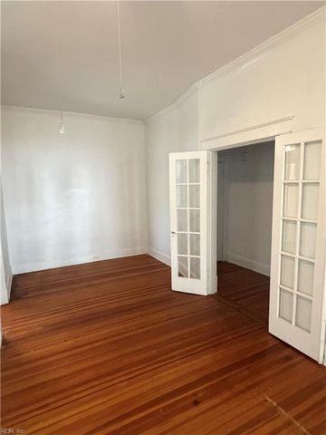 511 Hampton Pl Apt A, Portsmouth, VA 23704