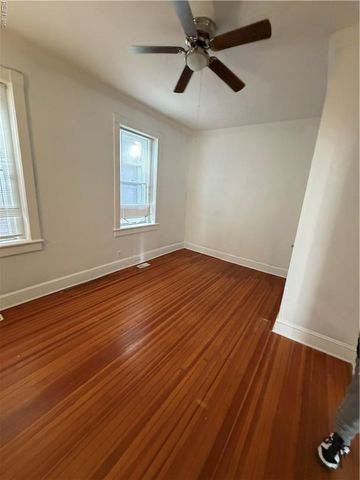 511 Hampton Pl Apt A, Portsmouth, VA 23704