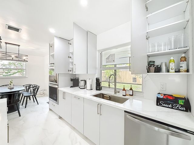 635 Kingbird Circle, Delray Beach, FL 33444