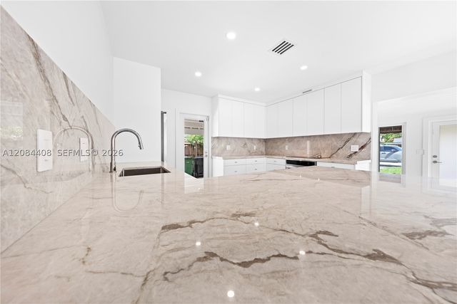 936 SW 19th St, Fort Lauderdale, FL 33315