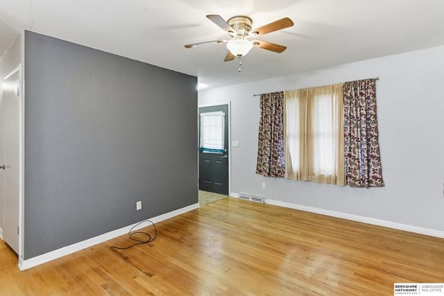 1428 Maenner Drive, Omaha, NE 68114