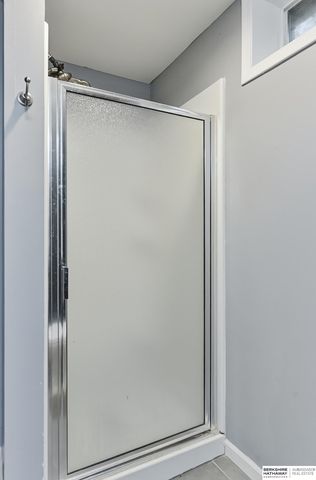 1428 Maenner Drive, Omaha, NE 68114