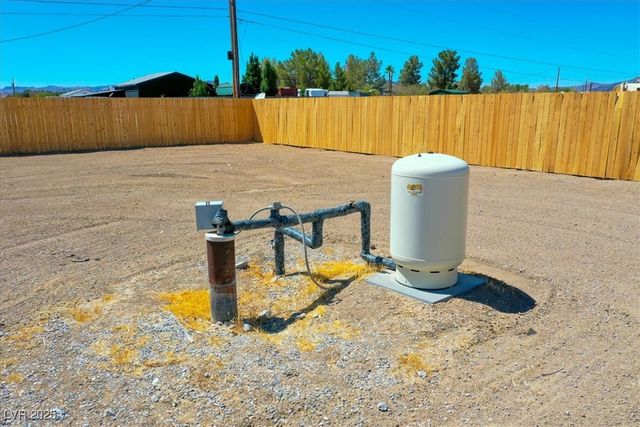 670 Cynthia Street, Pahrump, NV 89048