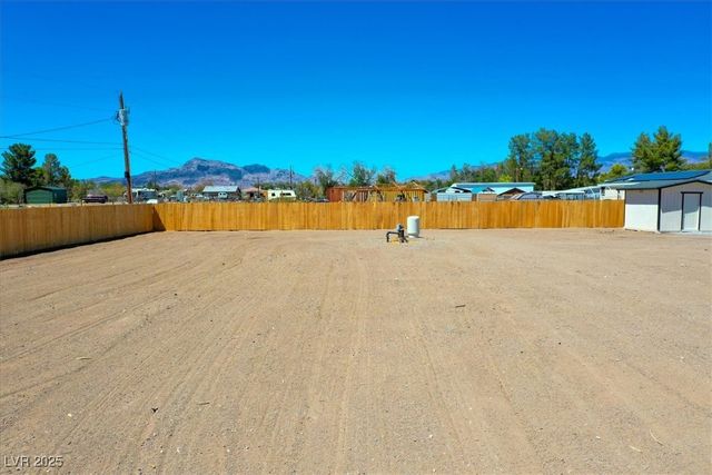 670 Cynthia Street, Pahrump, NV 89048