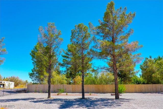 670 Cynthia Street, Pahrump, NV 89048