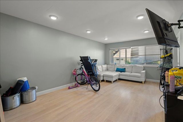 2261 48th Avenue, Oakland, CA 94601
