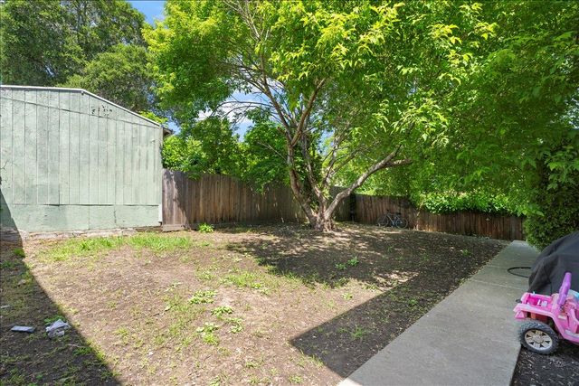 2261 48th Avenue, Oakland, CA 94601