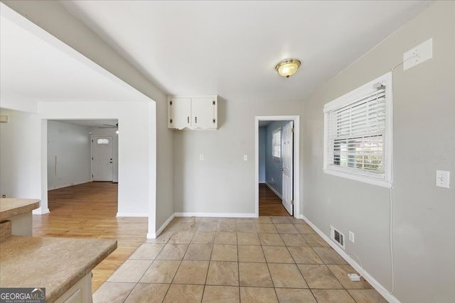 5179 Laurel Circle, Morrow, GA 30260