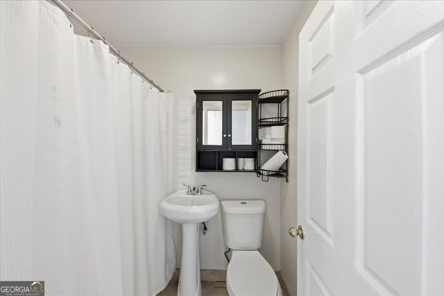 5179 Laurel Circle, Morrow, GA 30260