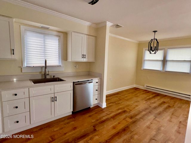 41 Whitman Street, Brick, NJ 08724
