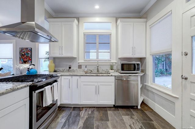141 E Woodlawn Ave Unit 1, San Antonio, TX 78212