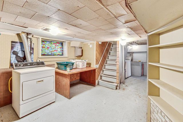 3428 East Avenue, Berwyn, IL 60402