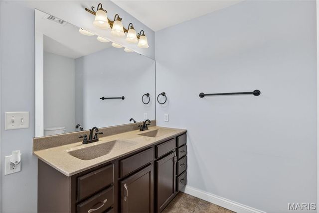 207 Rolling Rock Creek Drive, Wentzville, MO 63385