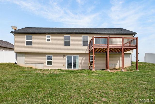 207 Rolling Rock Creek Drive, Wentzville, MO 63385