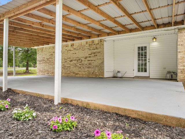 208 Section Line, Leesville, LA 71446