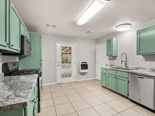 208 Section Line, Leesville, LA 71446